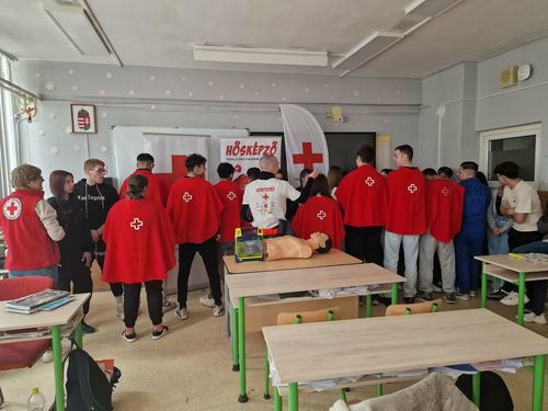 Sikeres Egészséghetet zártunk a Vöröskereszttel közösen